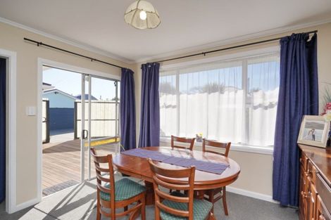 Photo of property in 19 Carston Street, Leeston, 7632