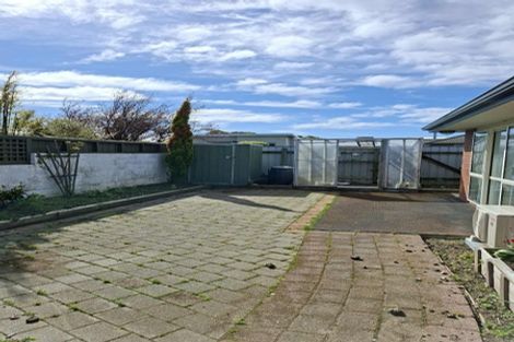 Photo of property in 120 Newcastle Street, Windsor, Invercargill, 9810
