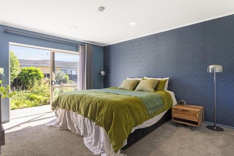 Photo of property in 47 Crawford Avenue, Mangere Bridge, Auckland, 2022