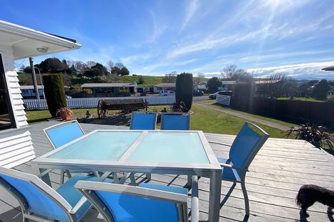 Photo of property in 18 Carlson Street, Dannevirke, 4930