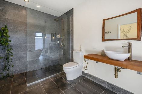 Photo of property in 500 Kinloch Road, Kinloch, Taupo, 3377