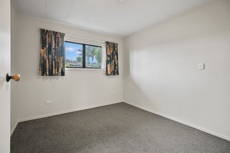 Photo of property in 43 Hayward Road, Ngatea, 3503