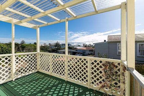 Photo of property in 1/47 Newington Road, Henderson, Auckland, 0612