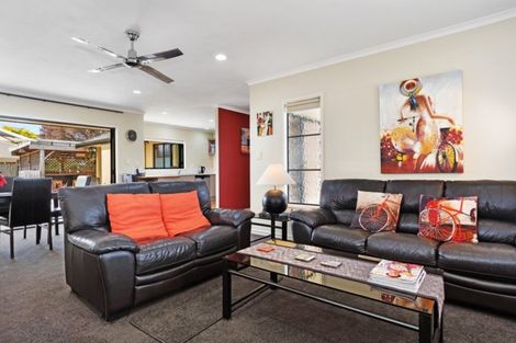 Photo of property in 667 Gloucester Road, Papamoa Beach, Papamoa, 3118