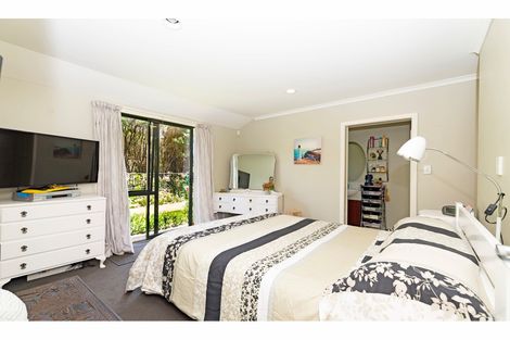 Photo of property in 15 Carnelian Court, Westgate, Auckland, 0614