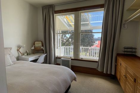 Photo of property in 16 Talavera Terrace, Kelburn, Wellington, 6012