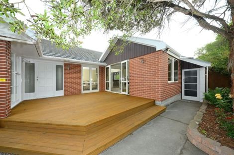 Photo of property in 53 Burnside Crescent, Burnside, Christchurch, 8053