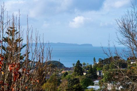 Photo of property in 131a Kowhai Road, Mairangi Bay, Auckland, 0630
