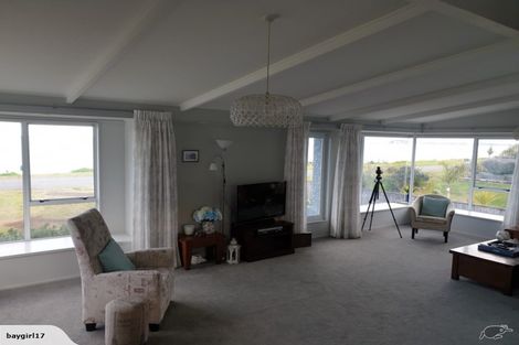 Photo of property in 111 North Shore Road, Eskdale, Napier, 4182