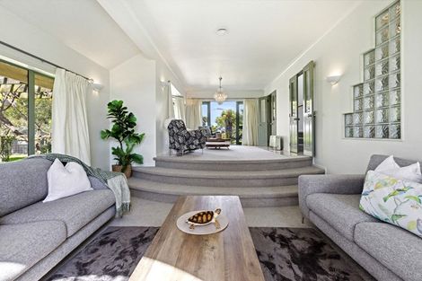 Photo of property in 26 Merewhira Road, Paremoremo, Albany, 0793