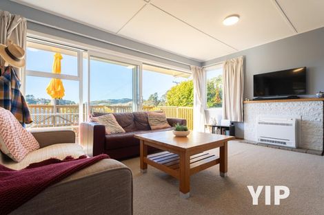 Photo of property in 43 Catherine Crescent, Paparangi, Wellington, 6037