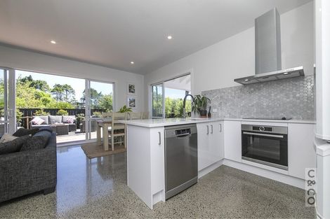 Photo of property in 32 Trigg Road, Huapai, Kumeu, 0810