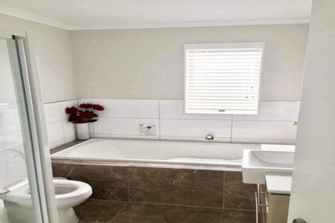 Photo of property in 64d Tihi Street, Stonefields, Auckland, 1072