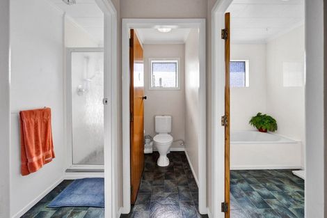 Photo of property in 31 Kamahi Avenue, Hawera, 4610