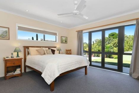 Photo of property in 7 Olive Close, Omokoroa, 3114