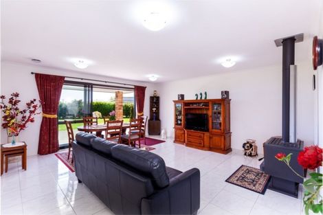 Photo of property in 445 Smart Road, Hillsborough, New Plymouth, 4372