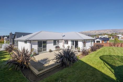 Photo of property in 14 Niger Street, Wanaka, 9305