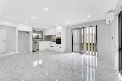 Photo of property in 147b Bucklands Beach Road, Bucklands Beach, Auckland, 2012