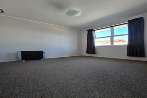 Photo of property in 2/4 Glasgow Street, St Andrews, Hamilton, 3200