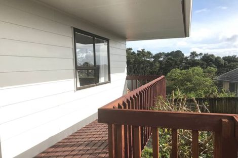 Photo of property in 1/13 Exeter Place, Unsworth Heights, Auckland, 0632