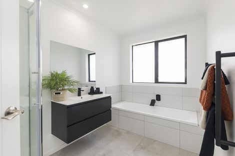 Photo of property in 27 Poplar Grove, Feilding, 4702