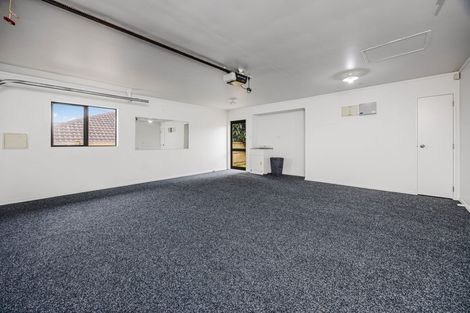 Photo of property in 329 Mahia Road, Weymouth, Auckland, 2103