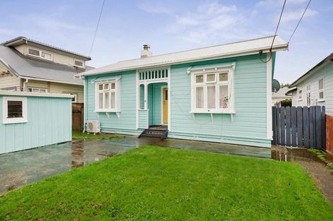 Photo of property in 37 Plunket Avenue, Petone, Lower Hutt, 5012