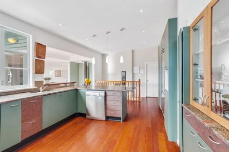 Photo of property in 21 Marae Road, Greenhithe, Auckland, 0632