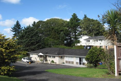 Photo of property in 106 Ennis Avenue, Pakuranga Heights, Auckland, 2010