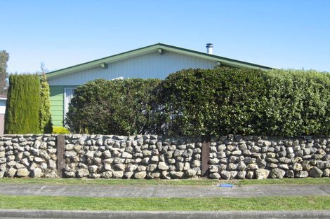 Photo of property in 27 Fisher Place, Carterton, 5713