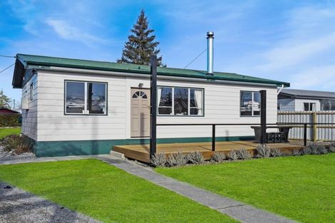 Photo of property in 61 Tekapo Drive, Twizel, 7901