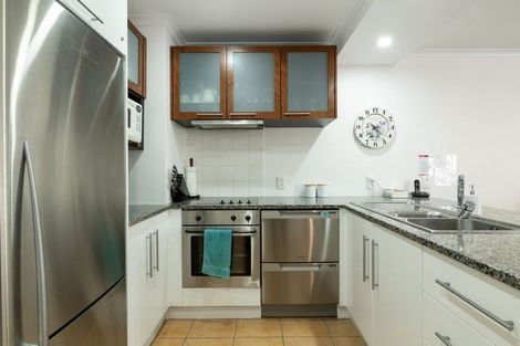 Photo of property in 205/178 Marine Parade, Mount Maunganui, 3116