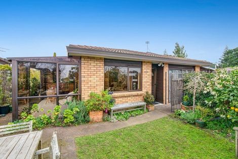 Photo of property in 1/32 Riverside Road, Orewa, 0931