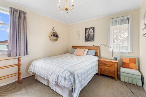 Photo of property in 3 Rugby Street, Levin, 5510
