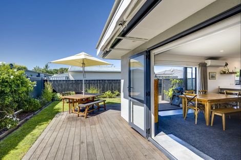 Photo of property in 152a Auckland Road, Greenmeadows, Napier, 4112