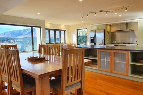Photo of property in 12 Hamilton Drive, Lake Tekapo, 7999