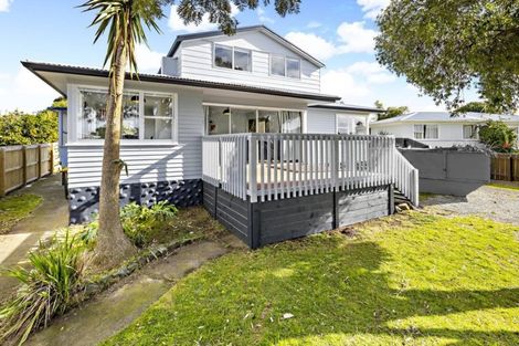 Photo of property in 9 Roseanne Road, Manurewa, Auckland, 2102