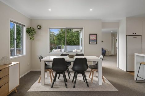 Photo of property in 140 Acacia Heights Drive, Acacia Bay, Taupo, 3385