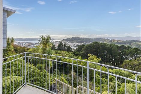 Photo of property in 5 Asquith Terrace, Brooklyn, Wellington, 6021