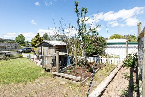 Photo of property in 10 Claremont Avenue, Paeroa, 3600