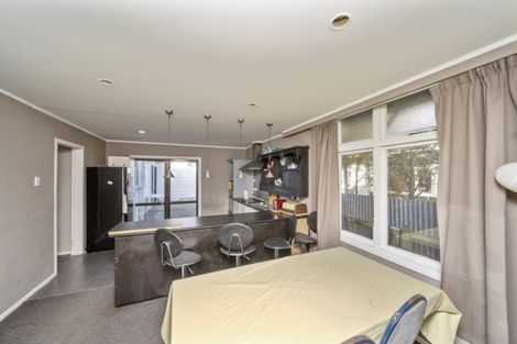 Photo of property in 84 Albion Street, Hawera, 4610