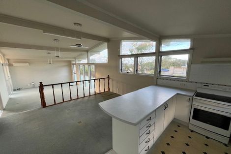 Photo of property in 24 Stanley Road, Glenfield, Auckland, 0629