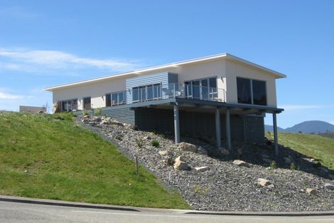 Photo of property in 10 Istana Place, Britannia Heights, Nelson, 7010