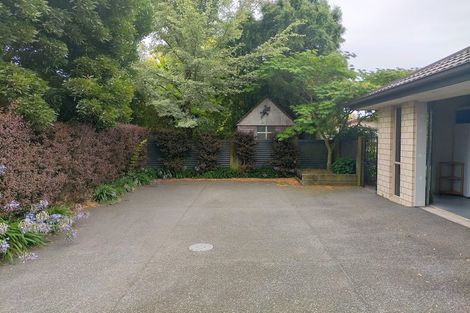 Photo of property in 4 Zuppicich Lane, Woodend, 7610