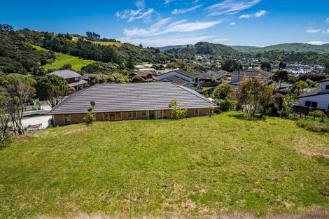 Photo of property in 63 Exploration Way, Whitby, Porirua, 5024