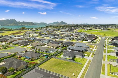 Photo of property in 26 Saint Michael Crescent, One Tree Point, 0118