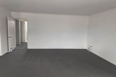 Photo of property in 30 Magnolia Drive, Waiuku, 2123