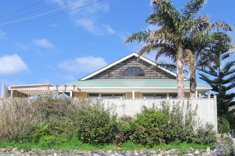 Photo of property in 950 Papamoa Beach Road, Papamoa Beach, Papamoa, 3118