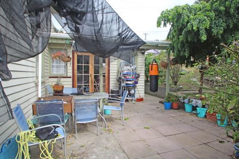 Photo of property in 2 Colne Street, Oamaru North, Oamaru, 9400
