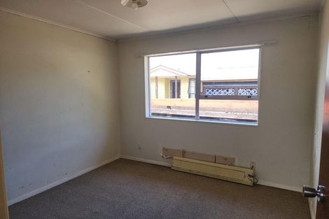 Photo of property in 289b Wellington Road, Wainuiomata, Lower Hutt, 5014